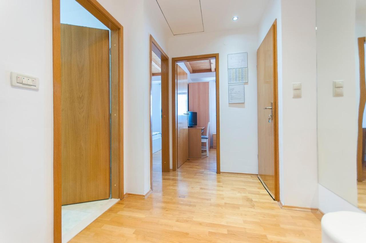 Apartment Luna Omis Exterior photo